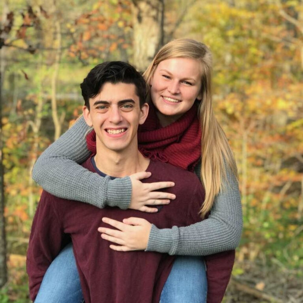 Meet your Posher, Chloe